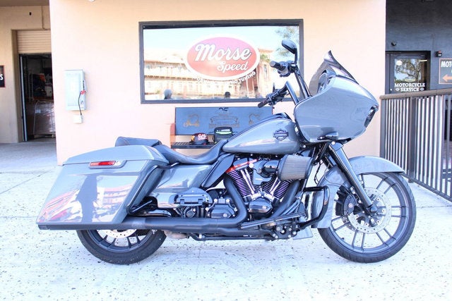 2018 Harley-Davidson FLTRXSE - CVO Road Glide Base