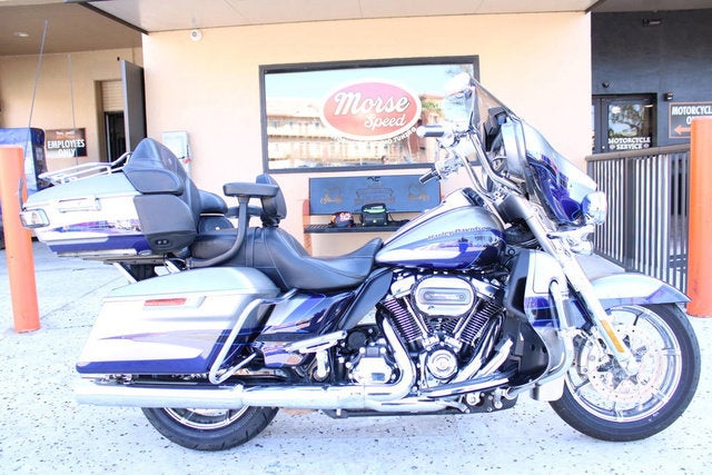 2017 Harley-Davidson FLHTKSE - CVO Limited Base