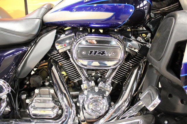 2017 Harley-Davidson FLHTKSE - CVO Limited Base