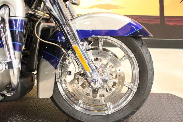 2017 Harley-Davidson FLHTKSE - CVO Limited Base