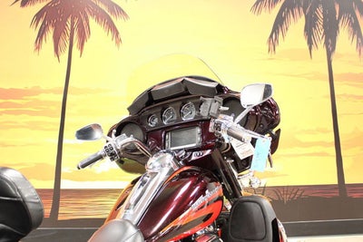 2017 Harley-Davidson FLHTKSE - CVO Limited Base