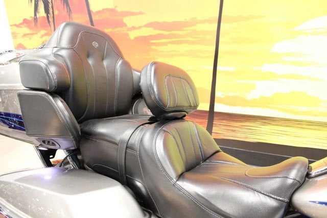 2017 Harley-Davidson FLHTKSE - CVO Limited Base