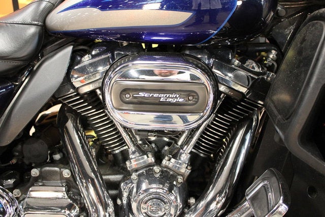 2017 Harley-Davidson FLHTKSE - CVO Limited Base