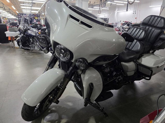 2020 Harley-Davidson FLHTKSE - CVO Limited Base