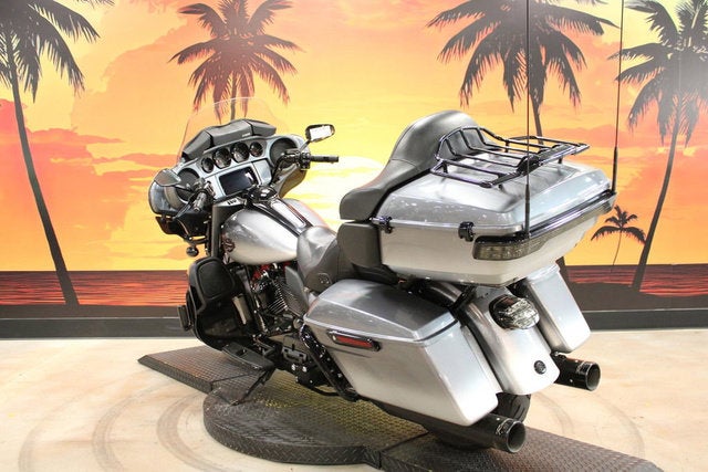 2019 Harley-Davidson FLHTKSE - CVO Limited Base