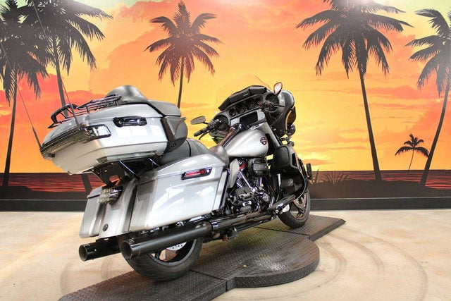 2019 Harley-Davidson FLHTKSE - CVO Limited Base