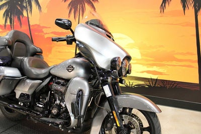 2019 Harley-Davidson FLHTKSE - CVO Limited Base