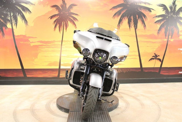 2019 Harley-Davidson FLHTKSE - CVO Limited Base