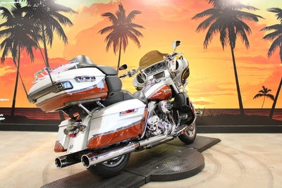 2014 Harley-Davidson FLHTKSE - CVO Limited Base