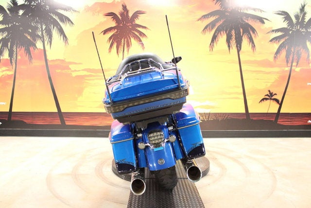 2014 Harley-Davidson FLHTKSE - CVO Limited Base