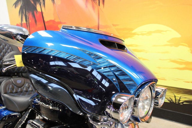 2014 Harley-Davidson FLHTKSE - CVO Limited Base