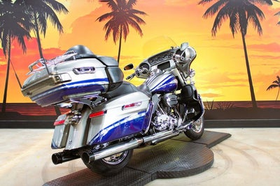 2016 Harley-Davidson FLHTKSE - CVO Limited Base