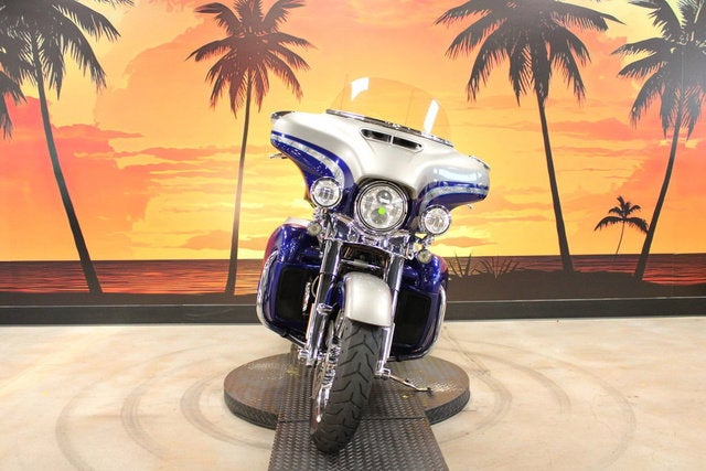 2016 Harley-Davidson FLHTKSE - CVO Limited Base