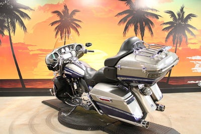 2016 Harley-Davidson FLHTKSE - CVO Limited Base