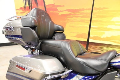 2016 Harley-Davidson FLHTKSE - CVO Limited Base