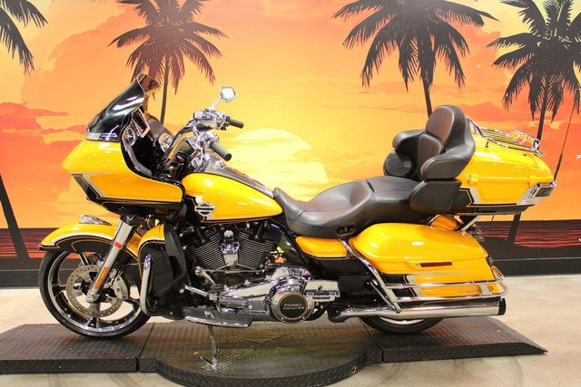 2022 Harley-Davidson FLTRKSE - CVO Road Glide Limited Base