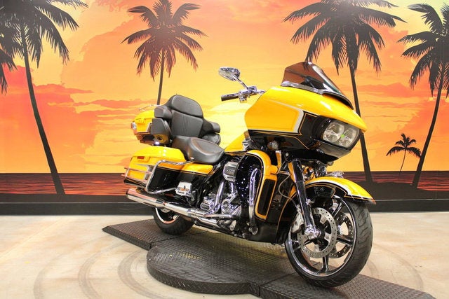 2022 Harley-Davidson FLTRKSE - CVO Road Glide Limited Base