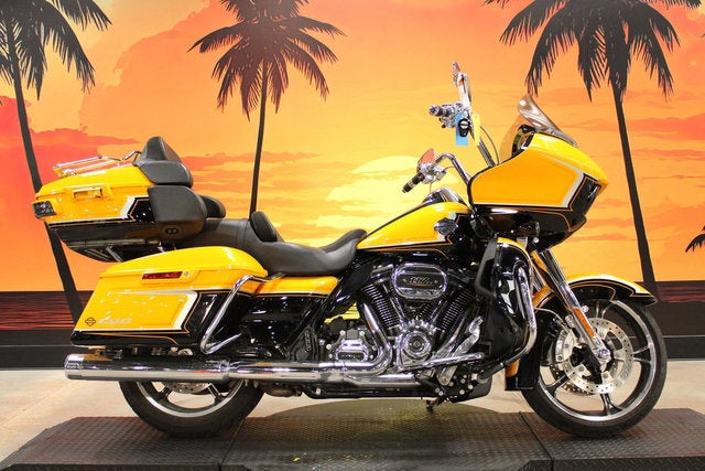 2022 Harley-Davidson FLTRKSE - CVO Road Glide Limited Base