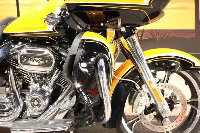 2022 Harley-Davidson FLTRKSE - CVO Road Glide Limited Base