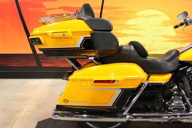 2022 Harley-Davidson FLTRKSE - CVO Road Glide Limited Base