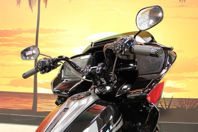 2025 Harley-Davidson FLTRXSTSE - CVO Road Glide ST Base