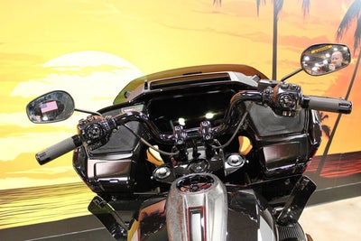 2025 Harley-Davidson FLTRXSTSE - CVO Road Glide ST Base