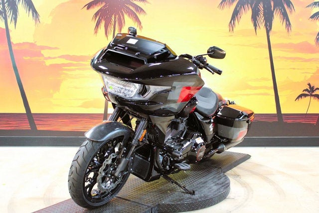 2025 Harley-Davidson FLTRXSTSE - CVO Road Glide ST Base