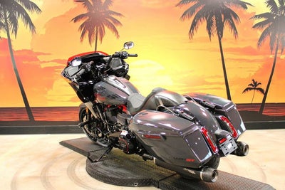 2026 Harley-Davidson FLTRXSTSE - CVO Road Glide ST Base