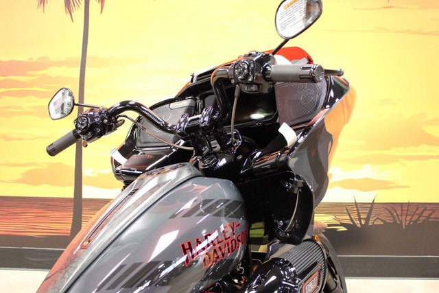 2026 Harley-Davidson FLTRXSTSE - CVO Road Glide ST Base