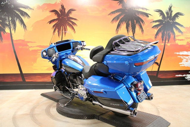 2026 Harley-Davidson FLHXLSE - CVO Street Glide Limited Base