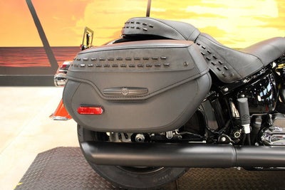 2025 Harley-Davidson Softail FLHC - Heritage Classic