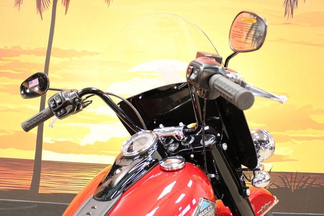 2026 Harley-Davidson Softail FLHC - Heritage Classic