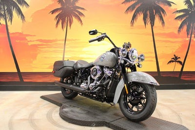 2026 Harley-Davidson Softail FLHC - Heritage Classic