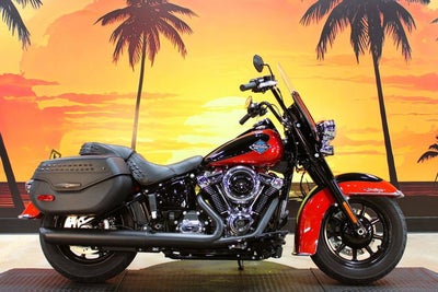 2025 Harley-Davidson Softail FLHC - Heritage Classic
