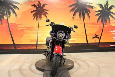 2026 Harley-Davidson Softail FLHC - Heritage Classic