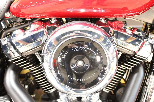 2026 Harley-Davidson Softail FLHC - Heritage Classic