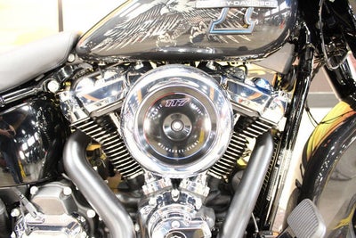 2026 Harley-Davidson Softail FLHC - Heritage Classic