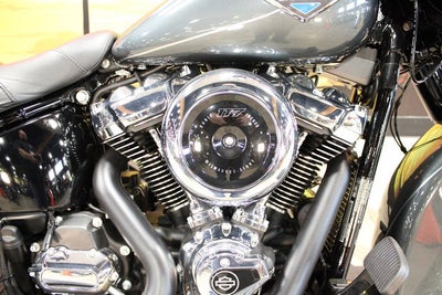 2025 Harley-Davidson Softail FLHC - Heritage Classic