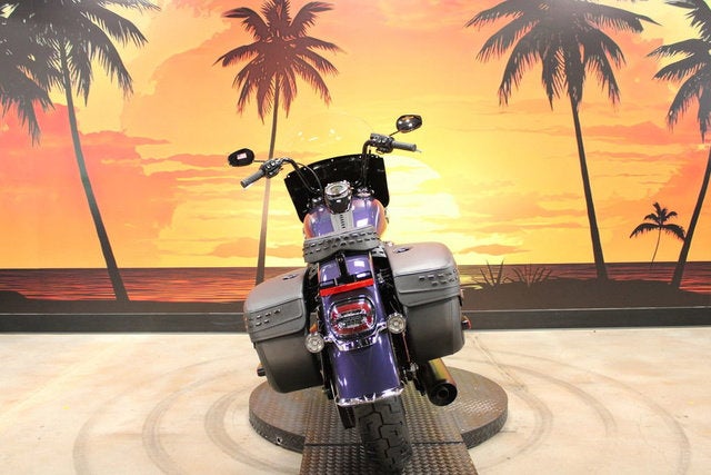 2026 Harley-Davidson Softail FLHC - Heritage Classic