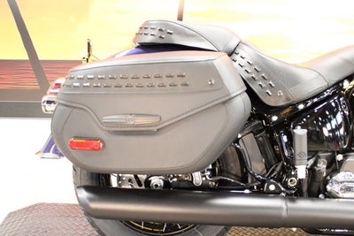 2026 Harley-Davidson Softail FLHC - Heritage Classic