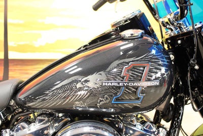2026 Harley-Davidson Softail FLHC - Heritage Classic
