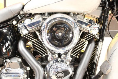 2025 Harley-Davidson Softail FLHC - Heritage Classic