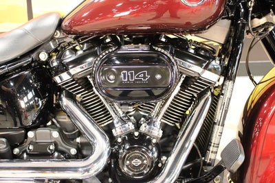 2018 Harley-Davidson Softail FLHCS - Heritage Classic 114