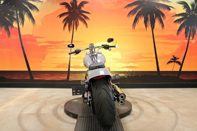 2026 Harley-Davidson Softail FXBR - Breakout