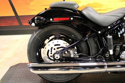 2026 Harley-Davidson Softail FXBB - Street Bob