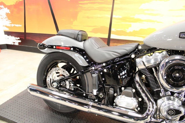 2026 Harley-Davidson Softail FXBB - Street Bob