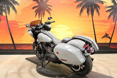 2026 Harley-Davidson Softail FXLRST - Low Rider ST