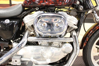 2002 Harley-Davidson XL883C - Sportster Custom 883C Base