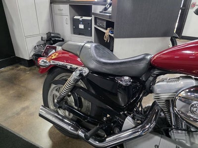 2006 Harley-Davidson Sportster XL883C - 883 Custom