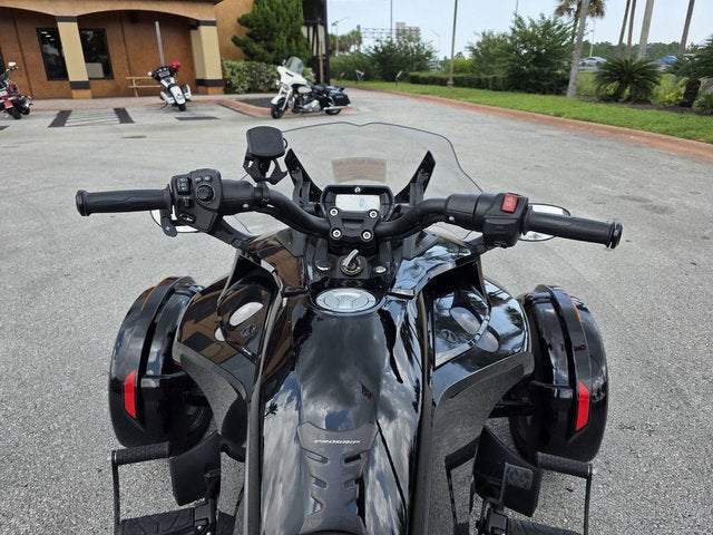 2019 Can-Am Spyder F3 Base
